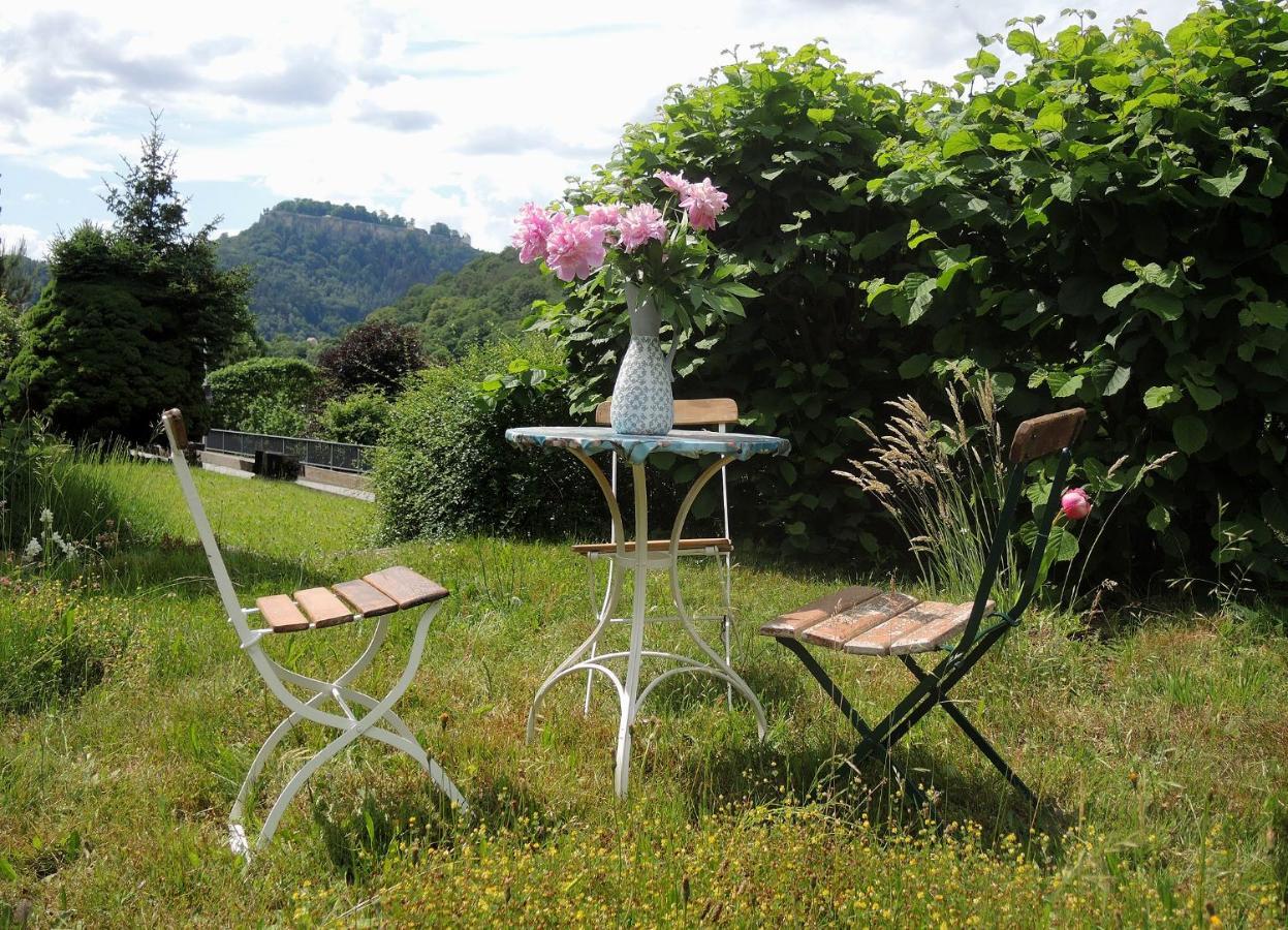 Casa Karp "Belle Etage" Apartment Konigstein an der Elbe Luaran gambar